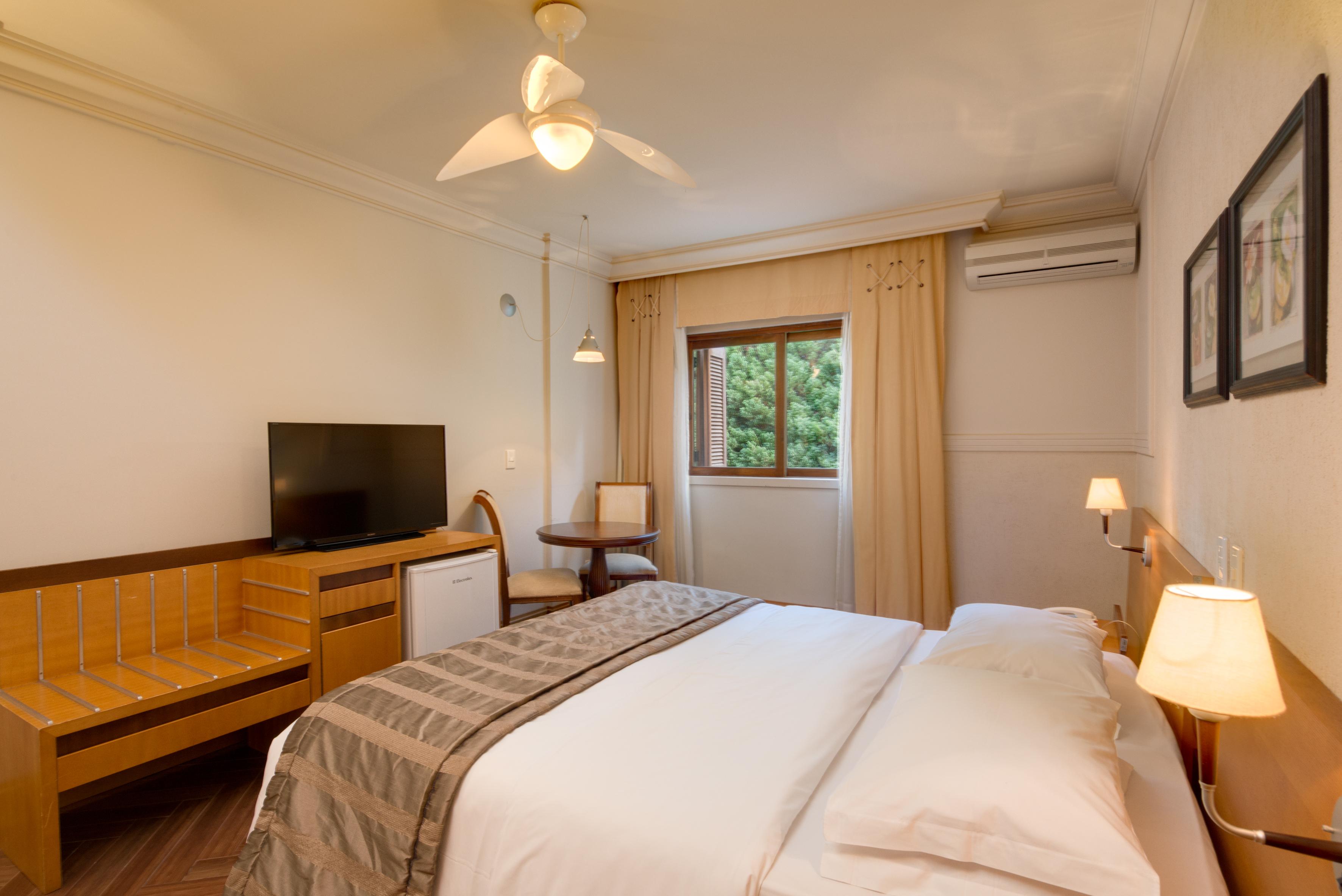 Wish Serrano Resort Gramado Exterior photo A room at the hotel