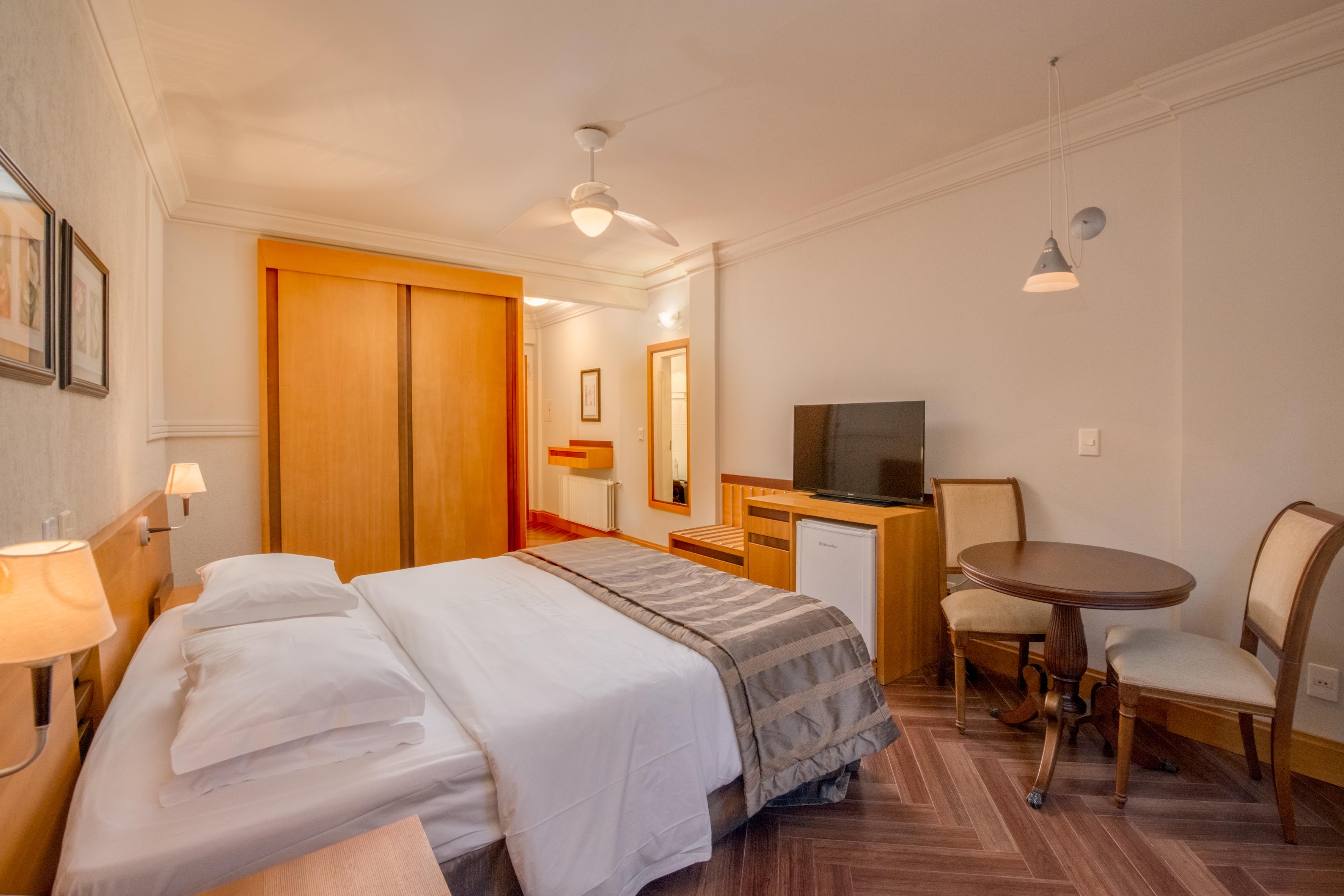 Wish Serrano Resort Gramado Exterior photo A room at the hotel