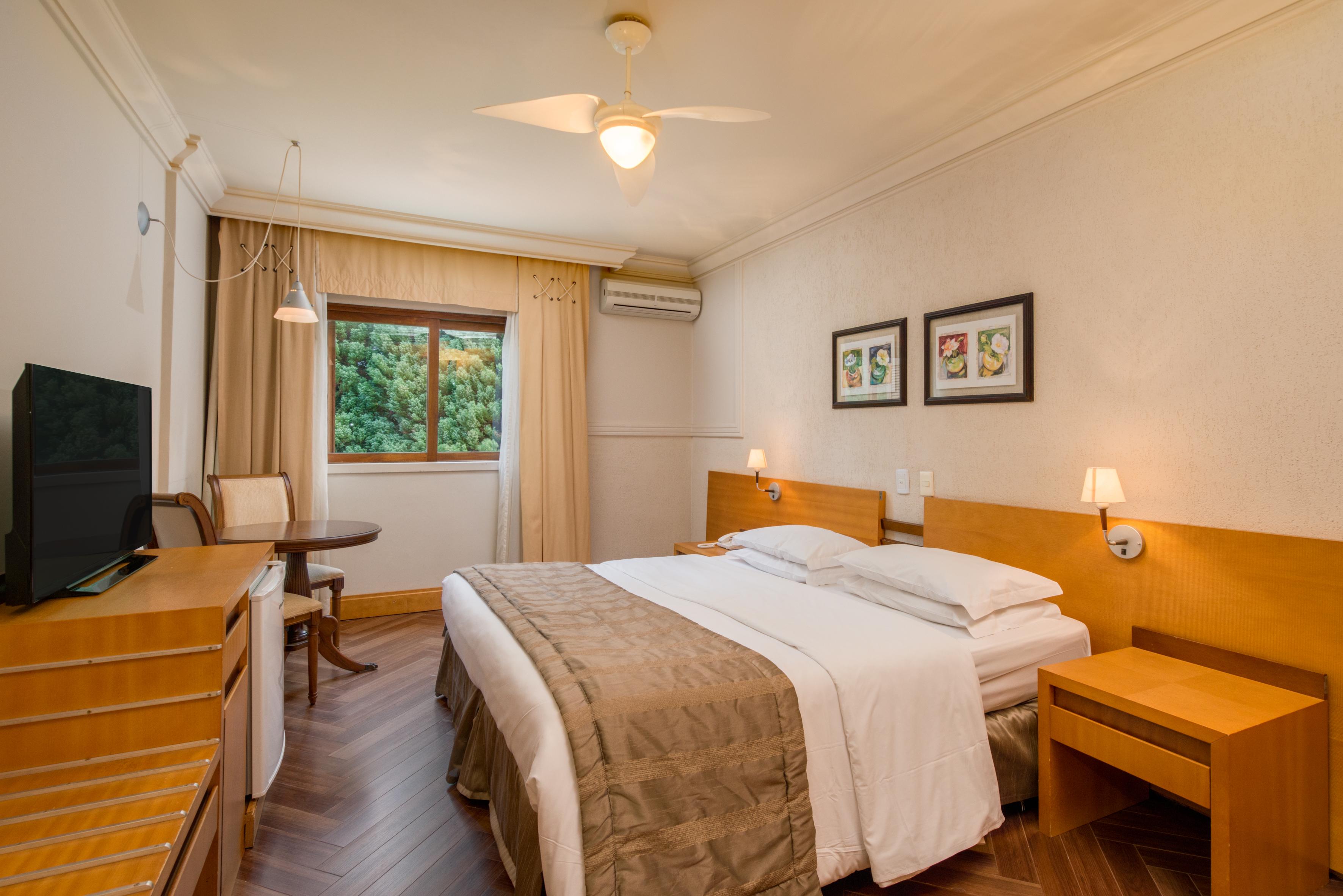 Wish Serrano Resort Gramado Exterior photo A room at the hotel