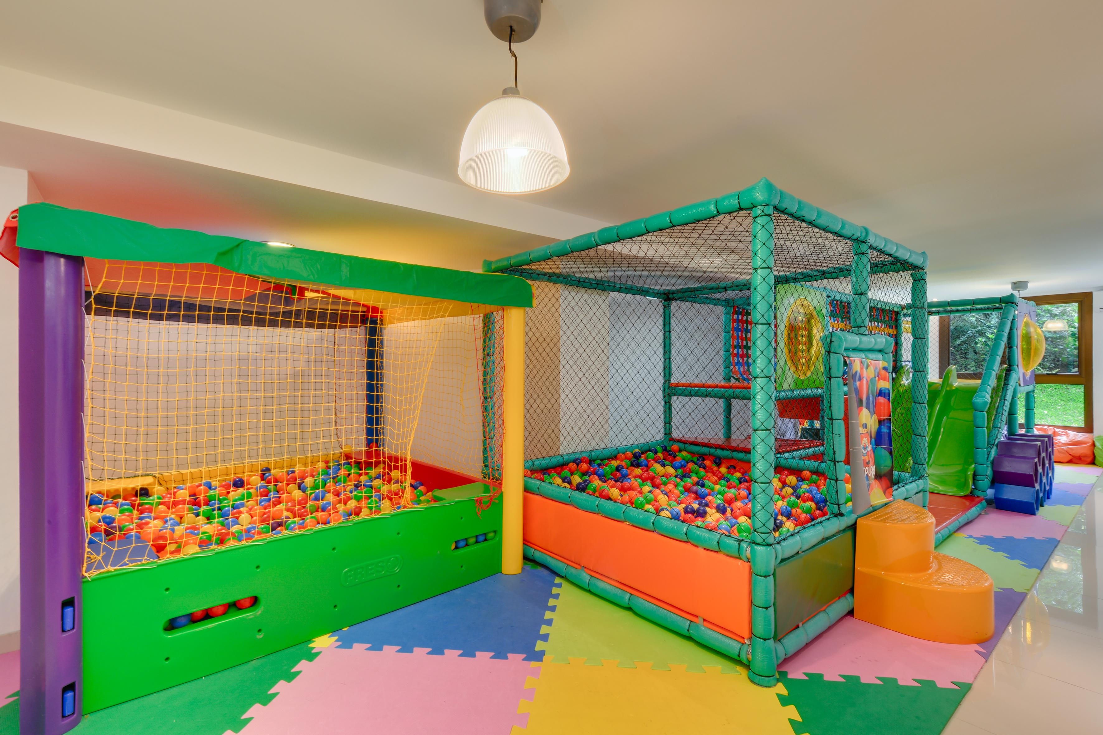 Wish Serrano Resort Gramado Exterior photo Indoor playground